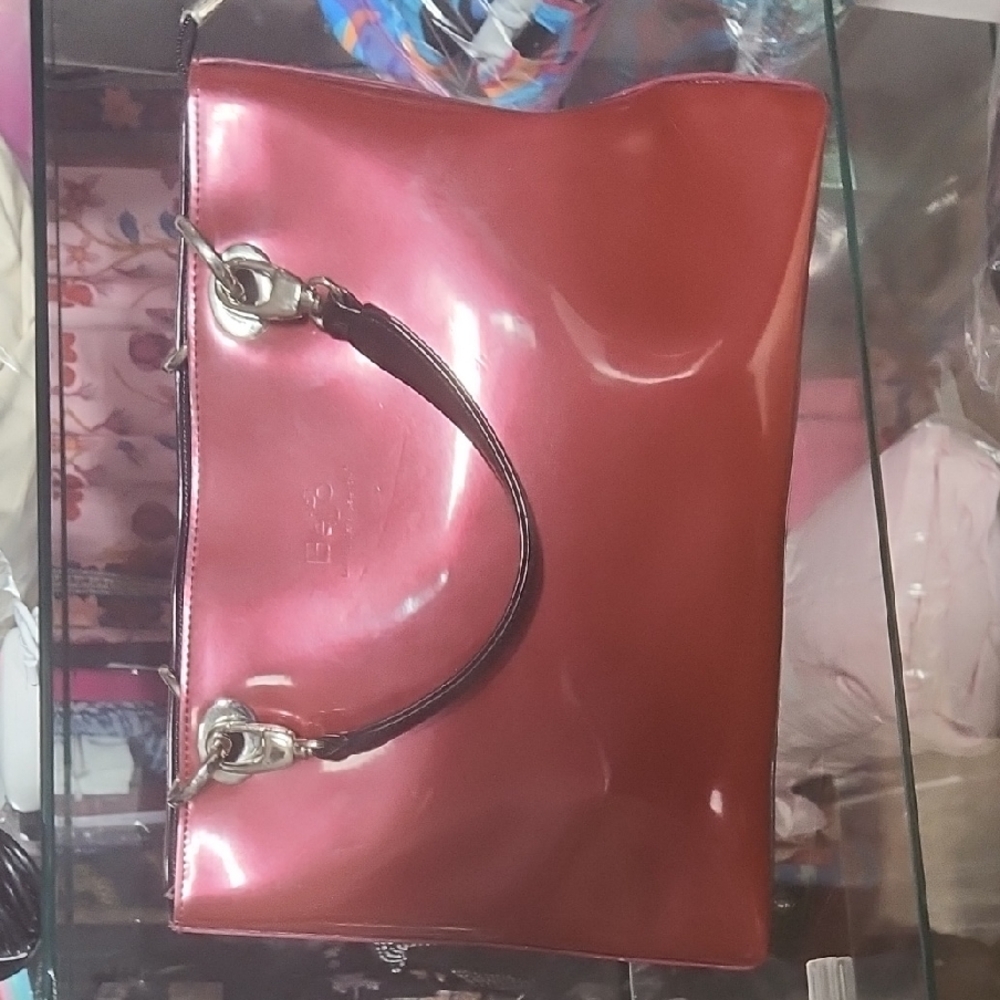 Beijo Tote Bag